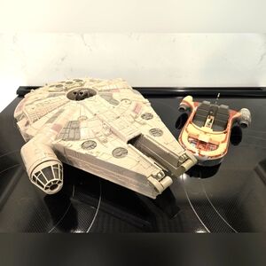 Star Wars: The Millennium Falcon Case & Landspeeder 1995 Vintage Used